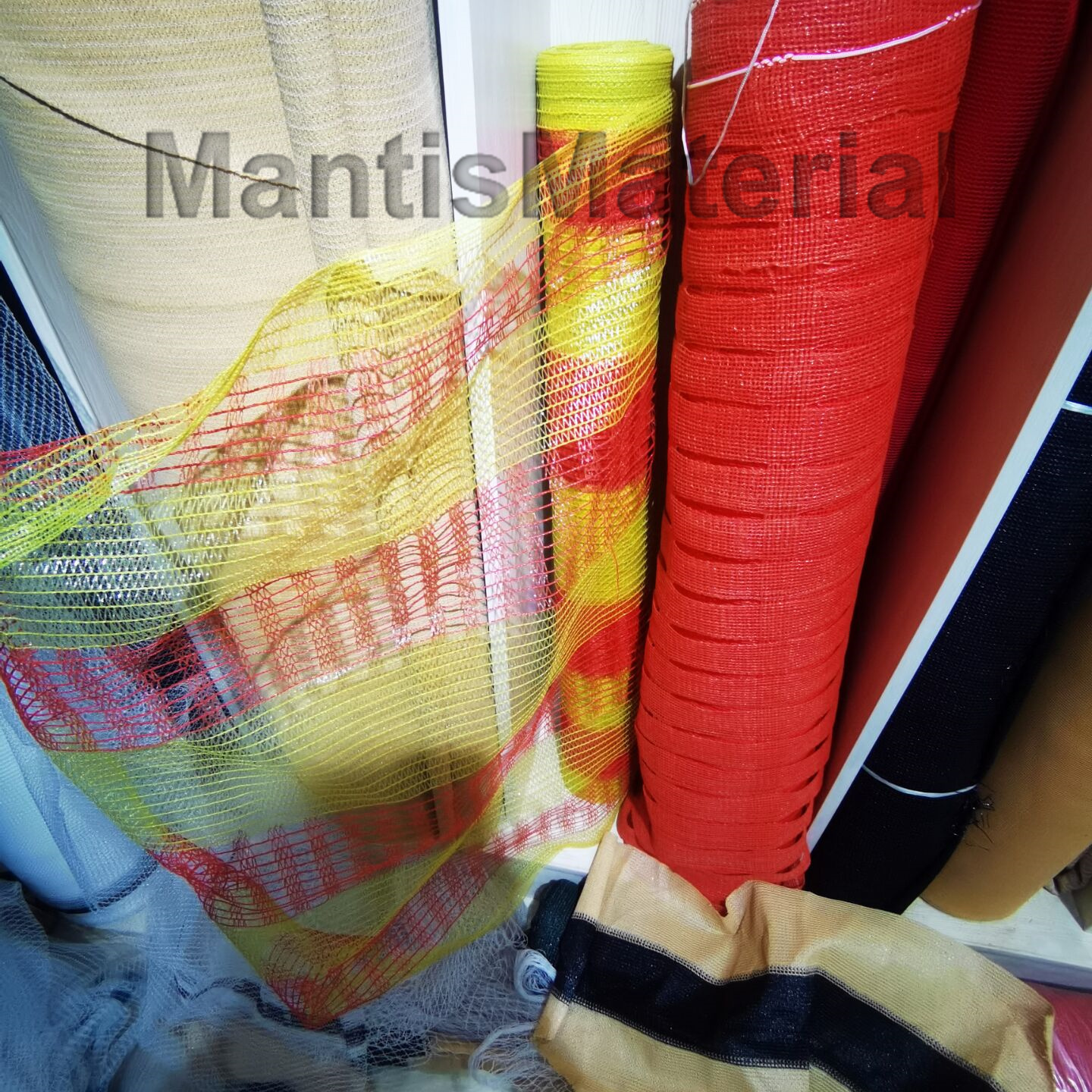 How Shade Cloth Transforms a Work Site