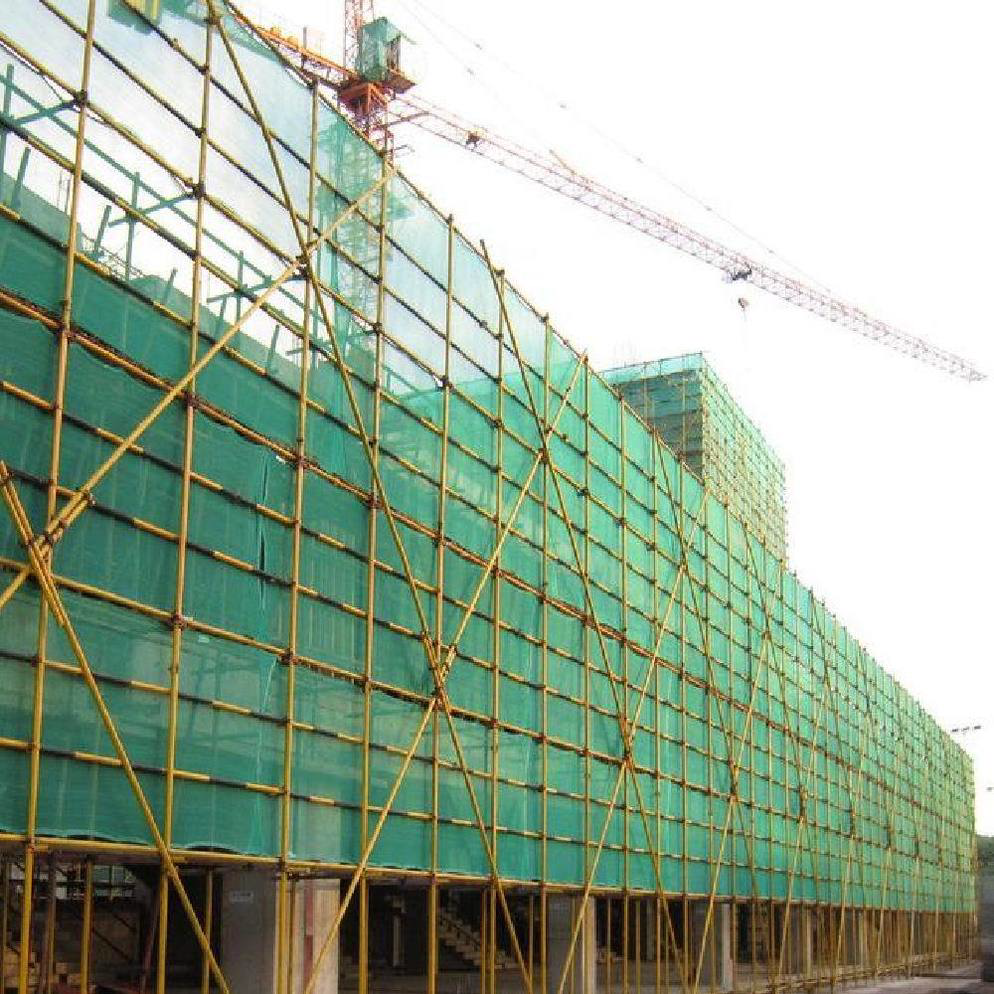 How Shade Cloth Transforms a Work Site